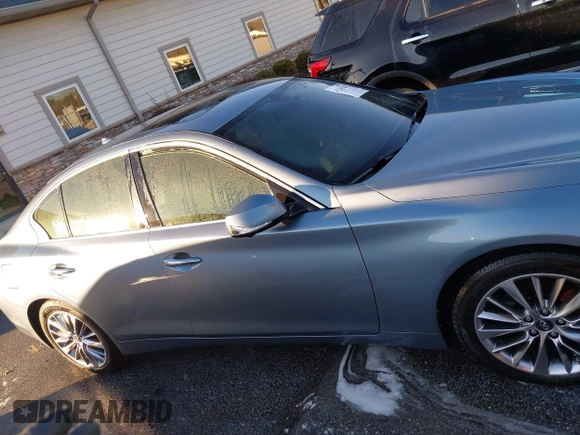 2018 Infiniti Q50 Sport z VIN JN1EV7AP1JM359110, wystawiony jako IAAI lot #41261129 z przebiegiem 164 675 mil mil oraz . Historia ofert i sprzedaży dostępna na DreamBid. Obrazek 13.