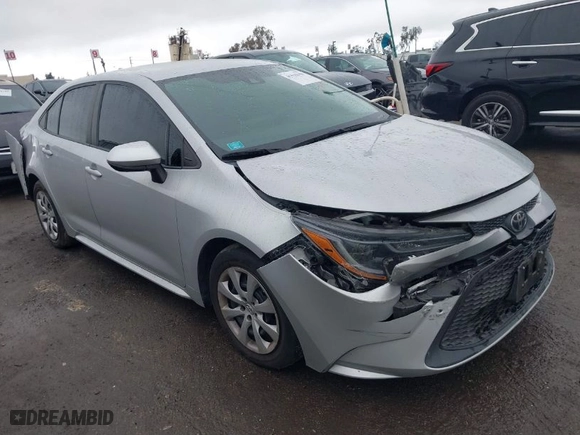 2021 Toyota Corolla LE with VIN 5YFEPMAEXMP173975, listed as a IAAI auction lot 41518350 with 40,373 mi miles. Bid and sale history available at carsss.com. Image 1.