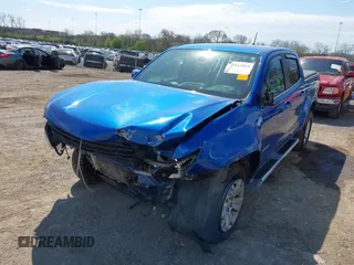 2019 Chevrolet Colorado 2WD LT with VIN 1GCGSCEN5K1139827, listed as a IAAI auction lot 41843069 with 60,651 mi miles and . Bid and sale history available at DreamBid. Image 6.