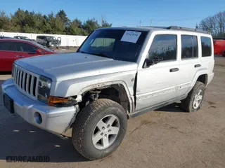 2006 Jeep Commander with VIN 1J8HG48N36C149296, listed as a IAAI auction lot 41422036 with 113,941 mi miles. Bid and sale history available at carsss.com. Image 6.