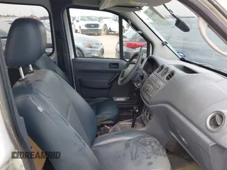 2010 Ford Transit Connect XLT с VIN NM0KS9BN1AT017922, выставлен на аукционе IAAI как лот 42489116 с пробегом 289 522 миль миль и . История ставок и продаж доступна на DreamBid. Изображение 5.