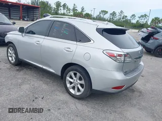 2010 Lexus RX 350 z VIN JTJZK1BA2A2400545, wystawiony jako IAAI lot #42408870 z przebiegiem 126 031 mil mil oraz . Historia ofert i sprzedaży dostępna na DreamBid. Obrazek 3.