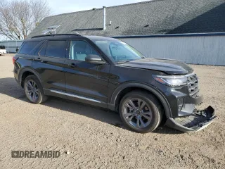 2025 Ford Explorer Active with VIN 1FMUK8DH9SGA99627, listed as a Copart auction lot 54778855 with 8,303 mi miles and Clean title. Bid and sale history available at DreamBid. Image 4.