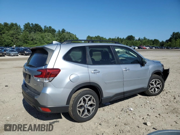 2019 Subaru Forester Premium with VIN JF2SKAEC4KH590561, listed as a Copart auction lot 62214145 with 48,496 mi miles and Salvage title. Bid and sale history available at DreamBid. Image 3.