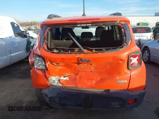 2017 Jeep Renegade Altitude with VIN ZACCJBBB7HPF73083, listed as a IAAI auction lot 41114187 with 1 mi miles. Bid and sale history available at carsss.com. Image 16.