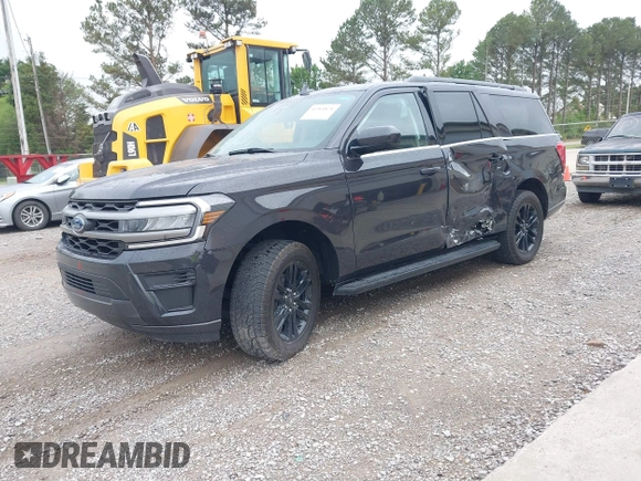 2024 Ford Expedition Max XLT with VIN 1FMJK1H82REA17635, listed as a IAAI auction lot 41961871 with 18,344 mi miles and . Bid and sale history available at DreamBid. Image 17.