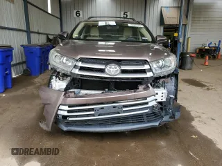 2017 Toyota Highlander Limited z VIN 5TDDZRFH7HS378768, wystawiony jako Copart lot #60698855 z przebiegiem 129 462 mil mil oraz Czysty tytuł • Clean title. Historia ofert i sprzedaży dostępna na DreamBid. Obrazek 5.