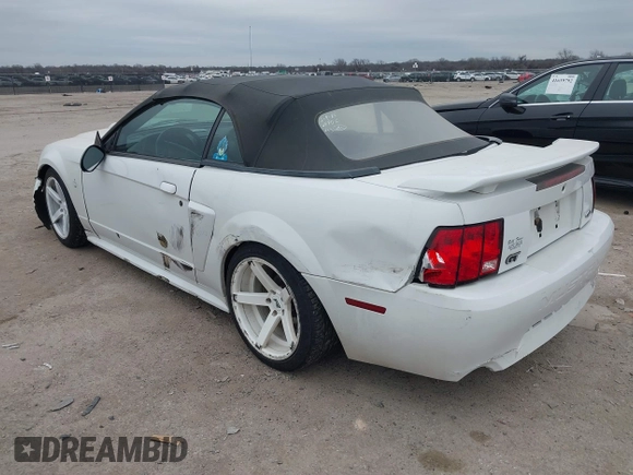 2001 Ford Mustang GT Deluxe with VIN 1FAFP45XX1F257092, listed as a IAAI auction lot 41624352 with 150,131 mi miles. Bid and sale history available at carsss.com. Image 3.