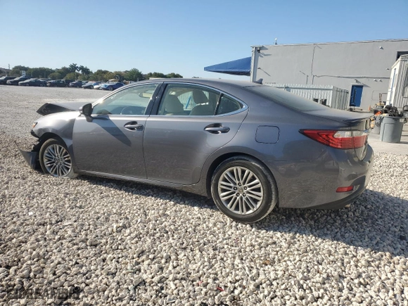 2013 Lexus ES 350 4dr Sdn with VIN JTHBK1GGXD2046777, listed as a Copart auction lot 48384495 with 21,533 mi miles and Salvage Title. Bid and sale history available at carsss.com. Image 2.
