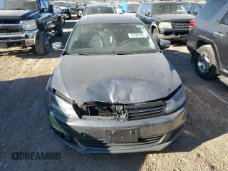 2013 Volkswagen Jetta SE with VIN 3VWDX7AJ9DM428906, listed as a Copart auction lot 46055434 with 175,004 mi miles and Non repairable. Bid and sale history available at DreamBid. Image 5.