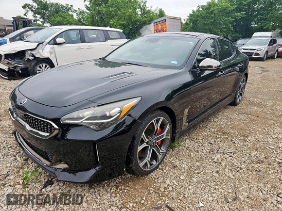2018 Kia Stinger GT2 with VIN KNAE55LCXJ6016776, listed as a Copart auction lot 55637905 with 57,767 mi miles and Clean Title. Bid and sale history available at carsss.com. Image 2.