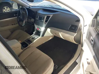 2014 Subaru Legacy Premium z VIN 4S3BMBC65E3020484, wystawiony jako IAAI lot #42011657 z przebiegiem 161 180 mil mil oraz . Historia ofert i sprzedaży dostępna na DreamBid. Obrazek 5.