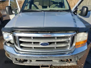 2001 Ford Super Duty F-250 XL with VIN 1FTNX21S81EC22917, listed as a Copart auction lot 85212504 with 258,040 mi miles and Clean Title. Bid and sale history available at carsss.com. Image 11.