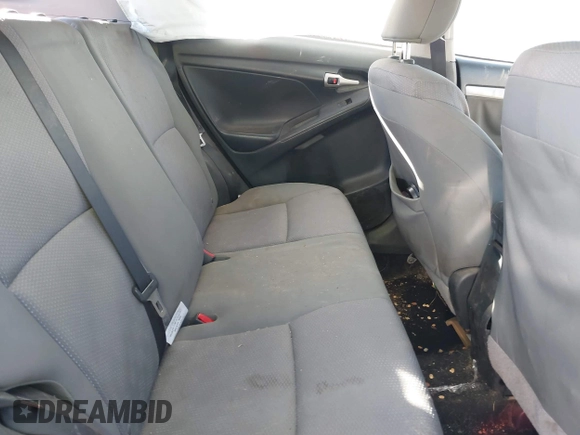 2009 Toyota Matrix with VIN 2T1KU40E29C175918, listed as a IAAI auction lot 41693932 with 110,609 mi miles and . Bid and sale history available at DreamBid. Image 8.