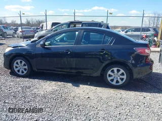 2013 Mazda 3 i SV with VIN JM1BL1TF5D1782348, listed as a IAAI auction lot 42037608 with 96,222 mi miles and . Bid and sale history available at DreamBid. Image 14.