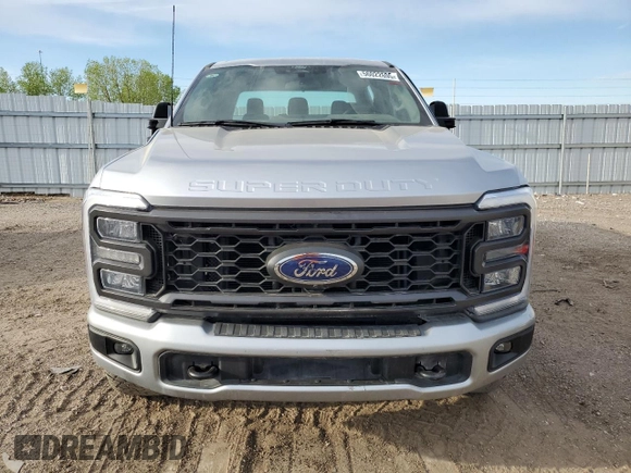 2024 Ford F-250 XL with VIN 1FT8W2BA5REC59750, listed as a Copart auction lot 56022695 with 2,724 mi miles and Salvage title. Bid and sale history available at DreamBid. Image 5.