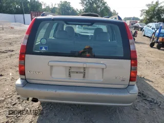 2000 Volvo V70 z VIN YV1LW61J1Y2714297, wystawiony jako Copart lot #60986905 z przebiegiem 110 891 mil mil oraz Szkoda całkowita • Salvage title. Historia ofert i sprzedaży dostępna na DreamBid. Obrazek 6.