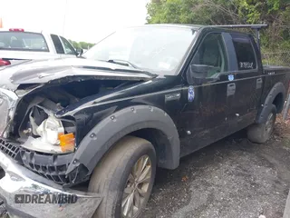 2008 Ford F-150 XLT z VIN 1FTPW145X8FA75211, wystawiony jako IAAI lot #41688354 z przebiegiem Nie podano mil oraz . Historia ofert i sprzedaży dostępna na DreamBid. Obrazek 14.