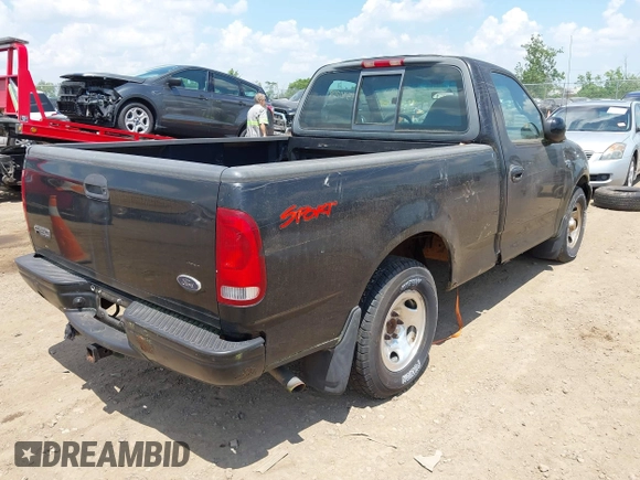2000 Ford F-150 XL z VIN 1FTZF1724YNB61775, wystawiony jako IAAI lot #42580708 z przebiegiem 164 798 mil mil oraz . Historia ofert i sprzedaży dostępna na DreamBid. Obrazek 4.