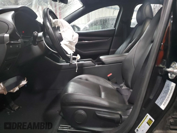 2020 Mazda 3 z VIN JM1BPBLM2L1160233, wystawiony jako Copart lot #84307934 z przebiegiem 44 417 mil mil oraz Szkoda całkowita • Salvage title. Historia ofert i sprzedaży dostępna na DreamBid. Obrazek 7.