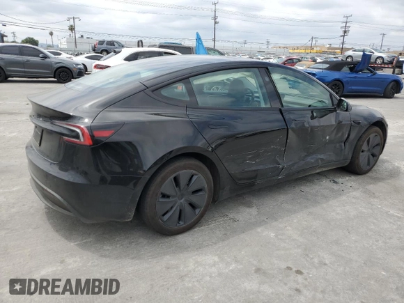 2024 Tesla Model 3 z VIN 5YJ3E1EA6RF739698, wystawiony jako Copart lot #53578755 z przebiegiem 10 847 mil mil oraz Szkody całkowita. Historia ofert i sprzedaży dostępna na DreamBid. Obrazek 3.