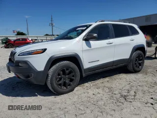 2016 Jeep Cherokee Trailhawk with VIN 1C4PJMBS5GW246289, listed as a Copart auction lot 52112995 with 69,813 mi miles and Salvage Title. Bid and sale history available at carsss.com. Image 1.