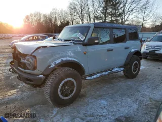 2024 Ford Bronco Badlands with VIN 1FMEE9BP1RLA20321, listed as a Copart auction lot 42357405 with 8,327 mi miles and Salvage Title. Bid and sale history available at carsss.com. Image 1.