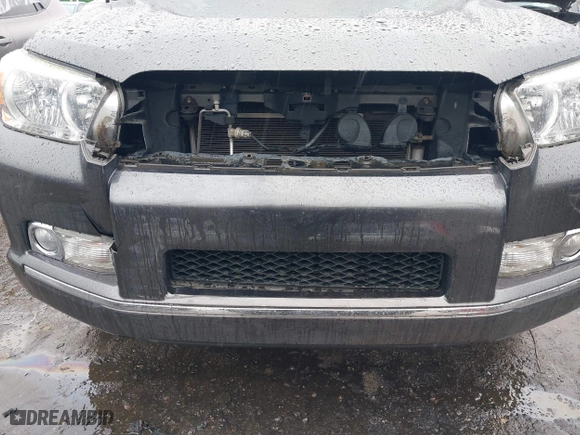 2011 Toyota 4Runner Trail with VIN JTEBU5JR8B5072007, listed as a IAAI auction lot 41545536 with 106,721 mi miles. Bid and sale history available at carsss.com. Image 18.