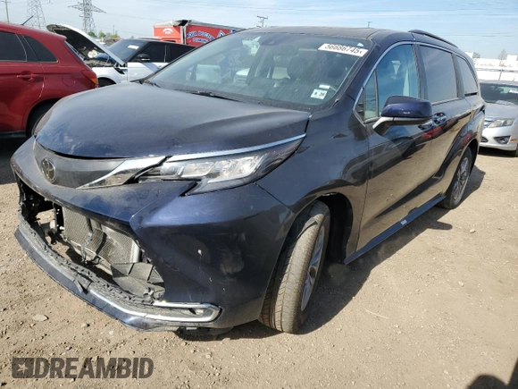 2023 Toyota Sienna XLE z VIN 5TDYRKEC2PS172660, wystawiony jako Copart lot #56686745 z przebiegiem 41 985 mil mil oraz Szkoda całkowita • Salvage title. Historia ofert i sprzedaży dostępna na DreamBid. Obrazek 1.