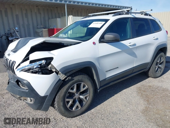 2017 Jeep Cherokee Trailhawk L Plus z VIN 1C4PJMBS1HD217370, wystawiony jako IAAI lot #42486588 z przebiegiem 108 695 mil mil oraz . Historia ofert i sprzedaży dostępna na DreamBid. Obrazek 17.