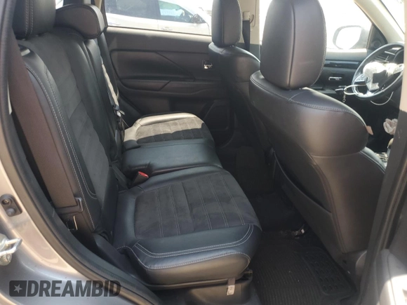 2019 Mitsubishi Outlander SE z VIN JA4AD3A33KZ042531, wystawiony jako Copart lot #59717395 z przebiegiem 125 416 mil mil oraz Szkoda całkowita • Salvage title. Historia ofert i sprzedaży dostępna na DreamBid. Obrazek 10.