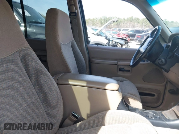 1997 Ford Explorer XL with VIN 1FMDU34E4VUD07874, listed as a IAAI auction lot 41830670 with 177,555 mi miles and . Bid and sale history available at DreamBid. Image 5.