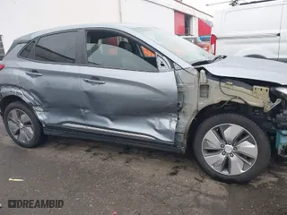 2019 Hyundai Kona Electric Limited with VIN KM8K33AG1KU022271, listed as a IAAI auction lot 41355290 with 43,136 mi miles. Bid and sale history available at carsss.com. Image 6.