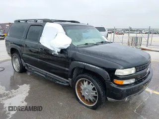 2002 Chevrolet Suburban LT with VIN 3GNFK16Z72G165792, listed as a IAAI auction lot 41921486 with 237,675 mi miles. Bid and sale history available at carsss.com. Image 1.