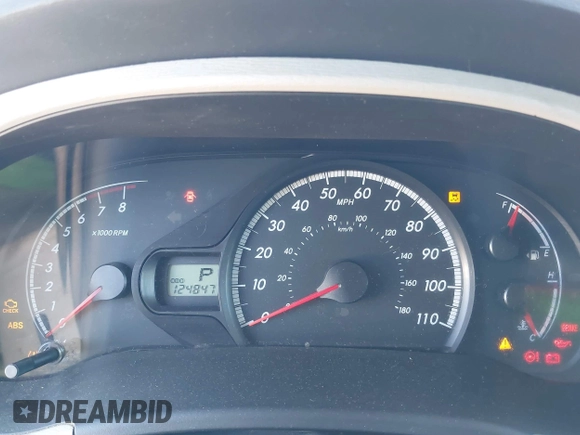 2011 Toyota Sienna LE AAS with VIN 5TDKK3DC0BS055346, listed as a IAAI auction lot 41834715 with 124,847 mi miles. Bid and sale history available at carsss.com. Image 7.