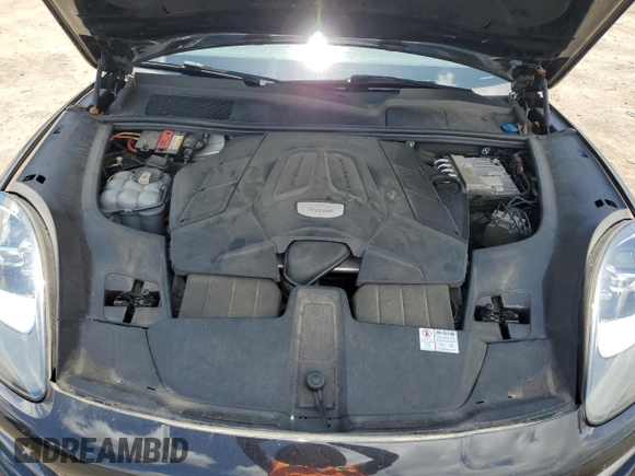 2020 Porsche Cayenne with VIN WP1AA2AY9LDA00494, listed as a Copart auction lot 61024435 with 58,846 mi miles and Salvage title. Bid and sale history available at DreamBid. Image 12.