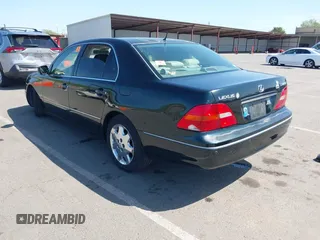 2001 Lexus LS 430 z VIN JTHBN30F810045610, wystawiony jako IAAI lot #42004279 z przebiegiem 143 497 mil mil oraz . Historia ofert i sprzedaży dostępna na DreamBid. Obrazek 3.