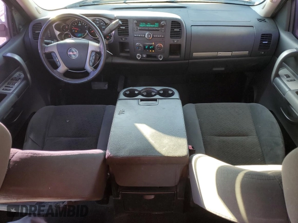 2008 GMC Sierra 1500 SLT z VIN 2GTEC13J981336589, wystawiony jako Copart lot #88879545 z przebiegiem 204 238 mil mil oraz Szkoda całkowita • Salvage title. Historia ofert i sprzedaży dostępna na DreamBid. Obrazek 8.