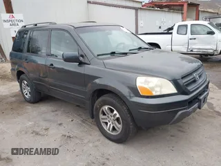 2004 Honda Pilot EX with VIN 2HKYF18494H619509, listed as a IAAI auction lot 42056926 with 185,600 mi miles and . Bid and sale history available at carsss.com. Image 1.