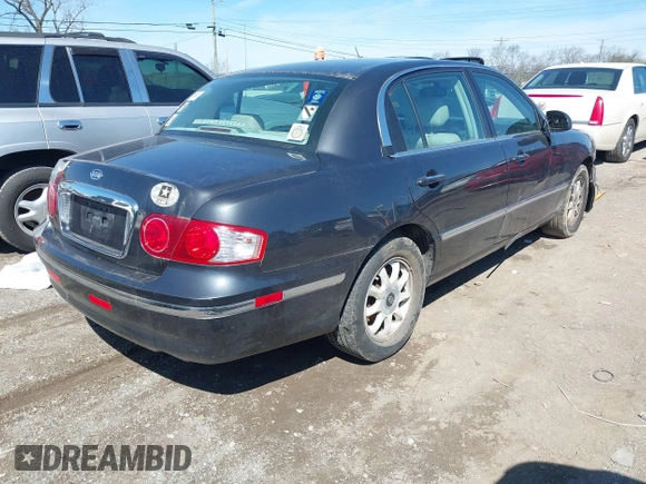 2006 Kia Amanti with VIN KNALD124965086201, listed as a IAAI auction lot 41843560 with 169,055 mi miles. Bid and sale history available at carsss.com. Image 4.