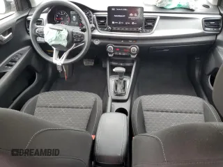 2023 Kia Rio S z VIN 3KPA24AD7PE513688, wystawiony jako Copart lot #54171675 z przebiegiem 14 131 mil mil oraz Szkoda całkowita • Salvage title. Historia ofert i sprzedaży dostępna na DreamBid. Obrazek 8.