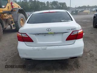 2012 Lexus LS 460 L z VIN JTHGL5EF3C5045004, wystawiony jako IAAI lot #42466634 z przebiegiem Nie podano mil oraz . Historia ofert i sprzedaży dostępna na DreamBid. Obrazek 16.