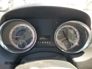 2018 Dodge Grand Caravan SXT z VIN 2C4RDGCG5JR159729, wystawiony jako Copart lot #52648025 z przebiegiem 141 960 mil mil oraz Szkoda całkowita • Salvage title. Historia ofert i sprzedaży dostępna na DreamBid. Obrazek 9.