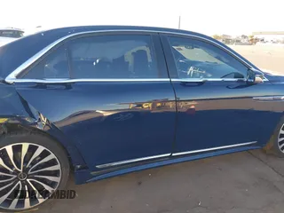 2017 Lincoln Continental Black Label with VIN 1LN6L9BC0H5612741, listed as a IAAI auction lot 41673996 with 83,551 mi miles and . Bid and sale history available at DreamBid. Image 13.
