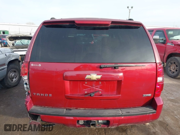 2007 Chevrolet Tahoe LT with VIN 1GNFC13007R275481, listed as a IAAI auction lot 41435767 with 183,818 mi miles and . Bid and sale history available at DreamBid. Image 16.