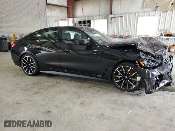 2022 BMW i4 eDrive40 with VIN WBY73AW03NFM94635, listed as a Copart auction lot 60828383 with 4,570 mi miles. Bid and sale history available at carsss.com. Image 4.