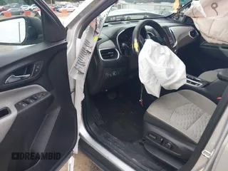 2021 Chevrolet Equinox LS with VIN 3GNAXHEV3MS135238, listed as a IAAI auction lot 40353517 with 109,008 mi miles. Bid and sale history available at carsss.com. Image 5.