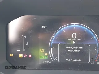 2024 Toyota Land Cruiser z VIN JTEABFAJ6RK007928, wystawiony jako IAAI lot #41575919 z przebiegiem 9282 mil mil oraz . Historia ofert i sprzedaży dostępna na DreamBid. Obrazek 15.