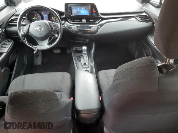 2018 Toyota C-HR XLE with VIN NMTKHMBX4JR014287, listed as a Copart auction lot 60463445 with 68,018 mi miles and Salvage title. Bid and sale history available at DreamBid. Image 8.