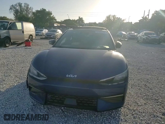 2022 Kia EV6 GT-Line with VIN KNDC44LAXN5037208, listed as a Copart auction lot 47805275 with 55,284 mi miles and Non Repairable. Bid and sale history available at DreamBid. Image 14.